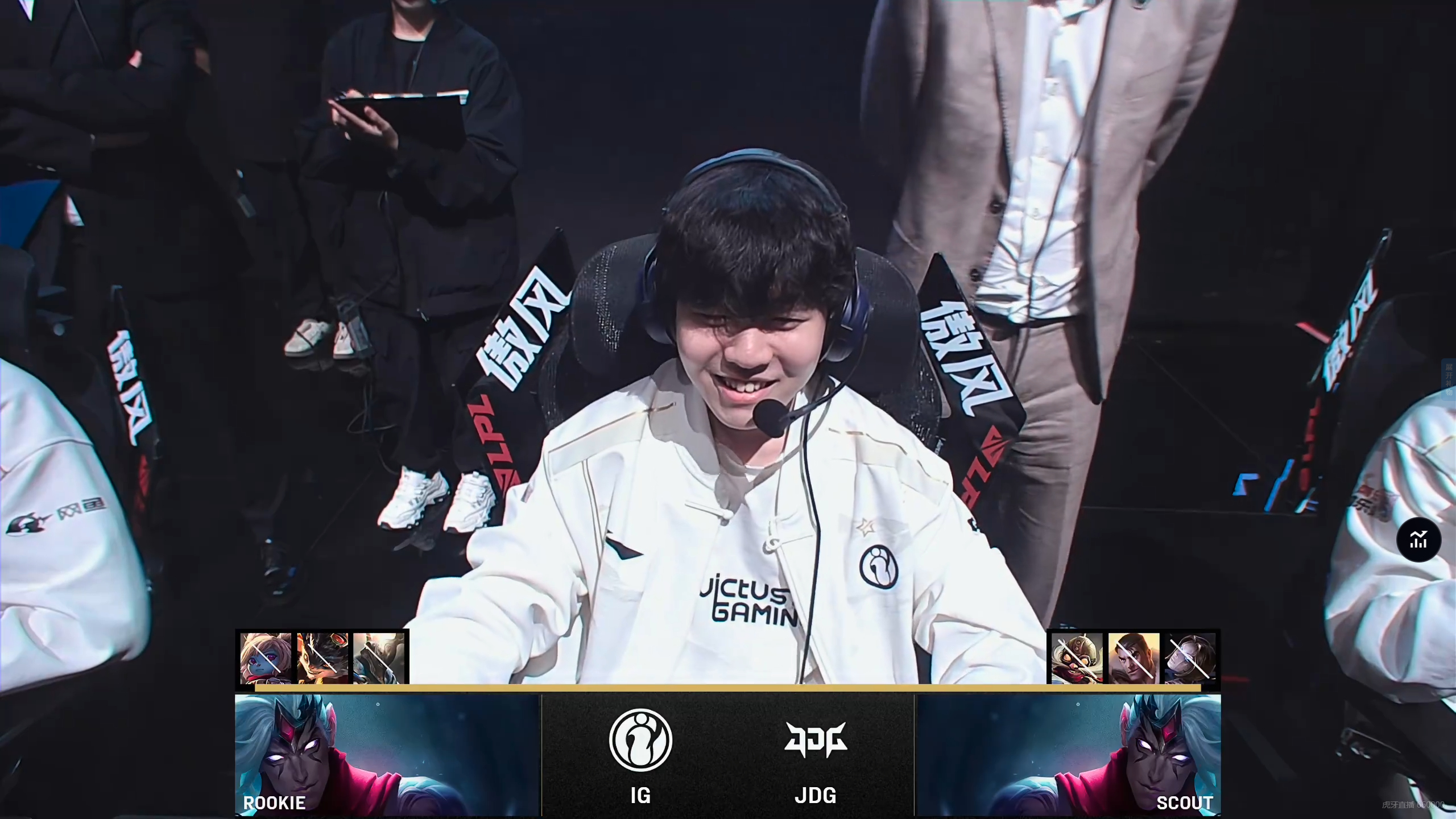 九游游戏官网-败北引发热议！，Rookie在加拿大队比赛中重要助攻再创辉煌时刻-九游游戏官网